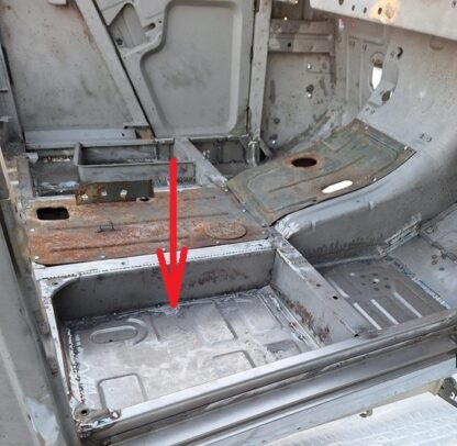 Podlaha pod sedadlo spolujezdce Gaz 69 - Gaz 69 A - Image 3