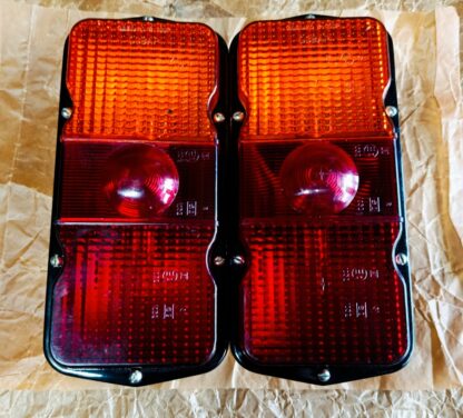 Zadní lampy - UAZ - celokov ! - ORIGINÁL !