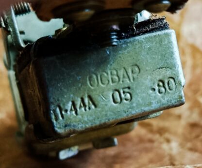 Přepínač hlavních světel UAZ – VOLHA – П44A – ORIGINÁL ! - Obrázek 4